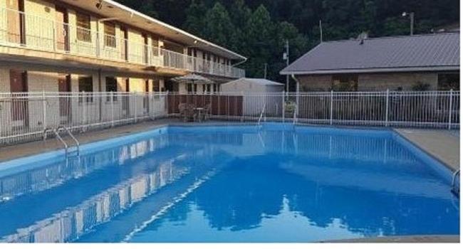 Best Budget Inn Tell City Екстериор снимка