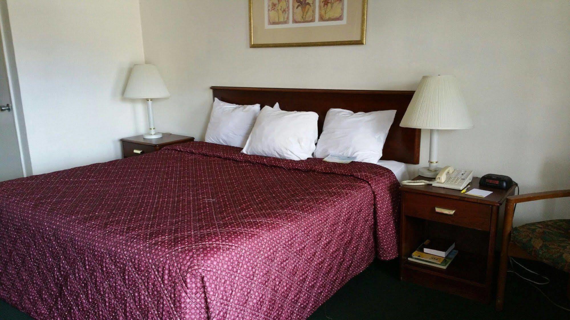 Best Budget Inn Tell City Екстериор снимка