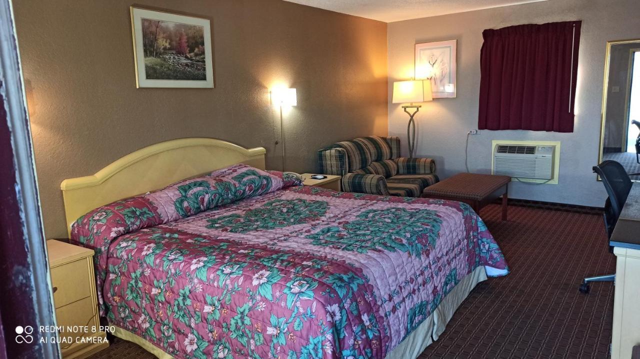 Best Budget Inn Tell City Екстериор снимка