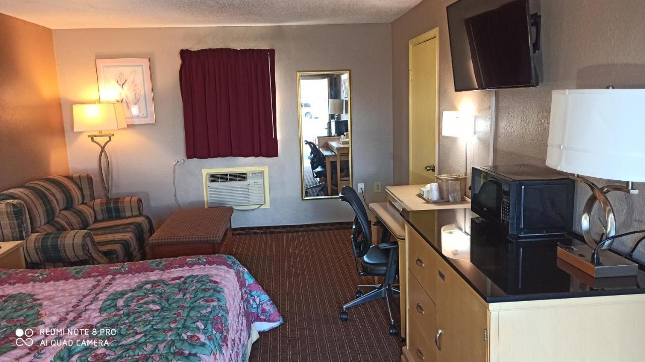 Best Budget Inn Tell City Екстериор снимка